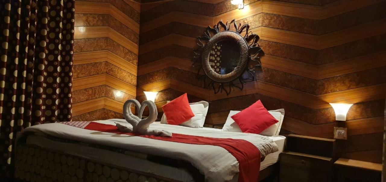 Goroomgo Ankur Lake View Mall Road Nainital - Prime Location With Luxury Room Exterior foto