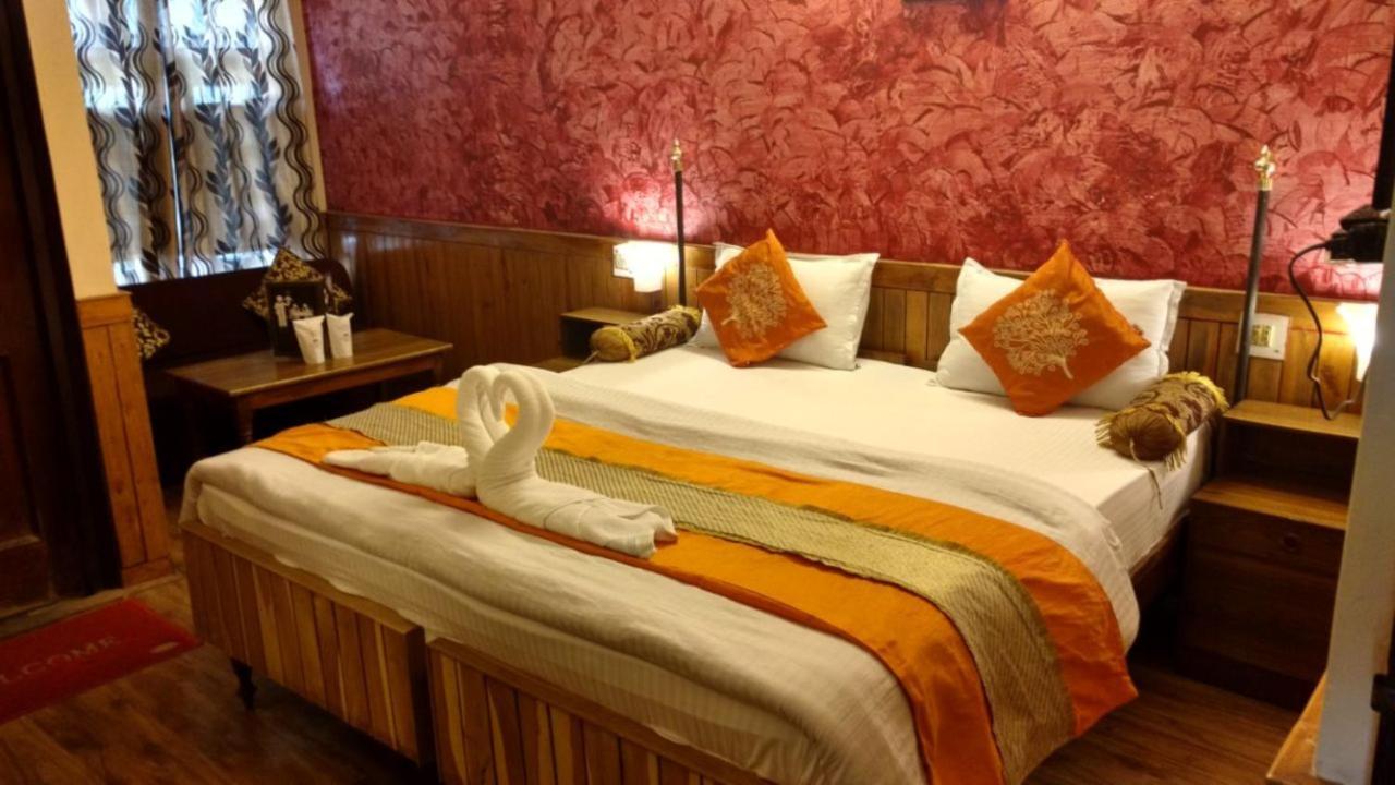Goroomgo Ankur Lake View Mall Road Nainital - Prime Location With Luxury Room Exterior foto